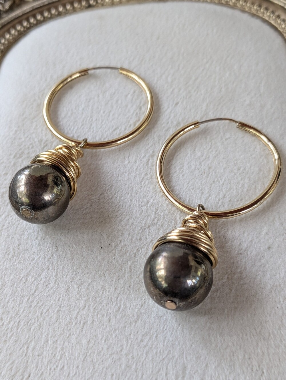 Vintage Gold-Tone Hoop Earrings with Faux Gray Pearls